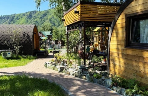 пос. Черемшанка: Гостевой дом Seven Lodge