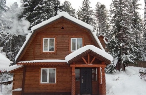 с. Артыбаш: Коттедж Теремок