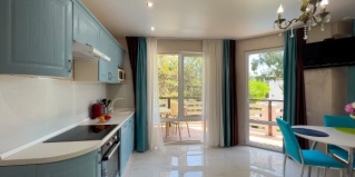 Амзара: Апартаменты Лазурный берег