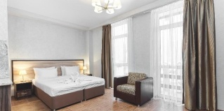 Эстосадок: Отель Романовский