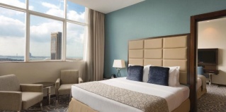 Abu Dhabi: Отель Ramada by Wyndham Abu Dhabi Corniche
