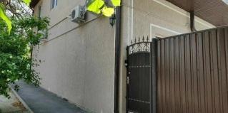 Геленджик: Гостевой дом Турист