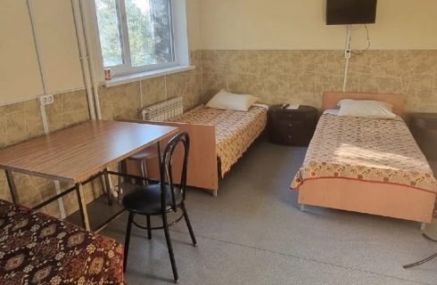 Губкинский: Отель Хамелеон