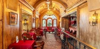 Москва: Отель Chez Michel